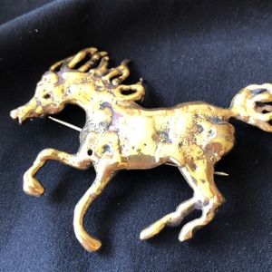 Free form brass horse lapel pin!
